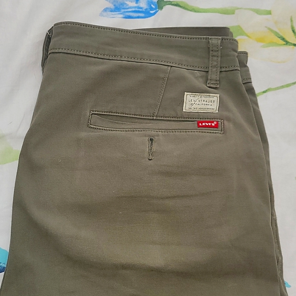 Levi's XX chino 34x32 olive green
